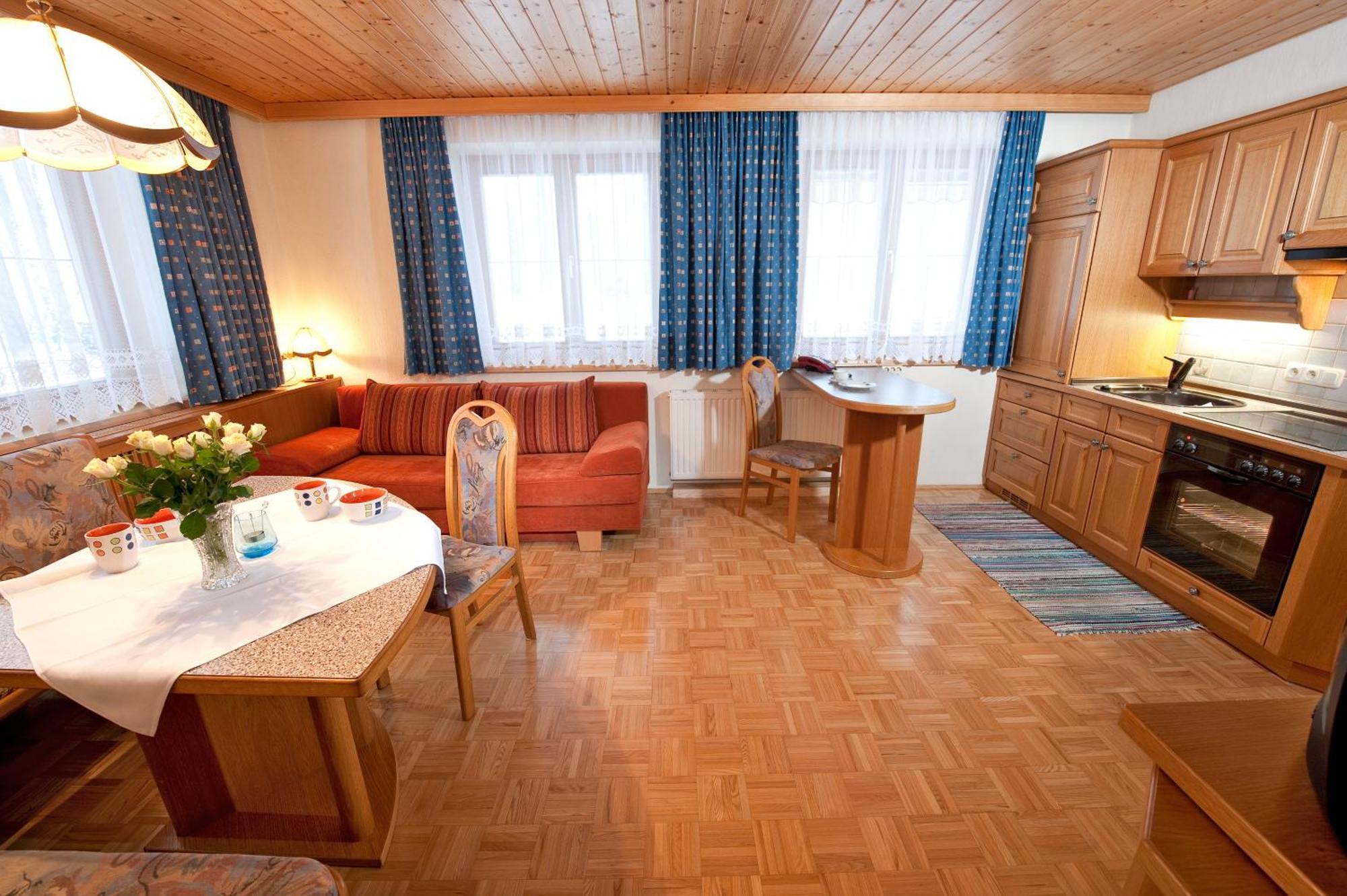 Haus Grutschnigg Apartment Bad Gastein Exterior photo